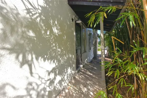 709 1/2 Park Hill Avenue Lakeland FL 33801