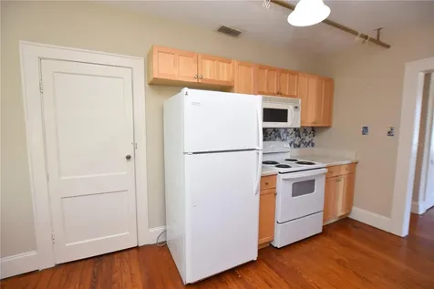 709 1/2 Park Hill Avenue Lakeland FL 33801