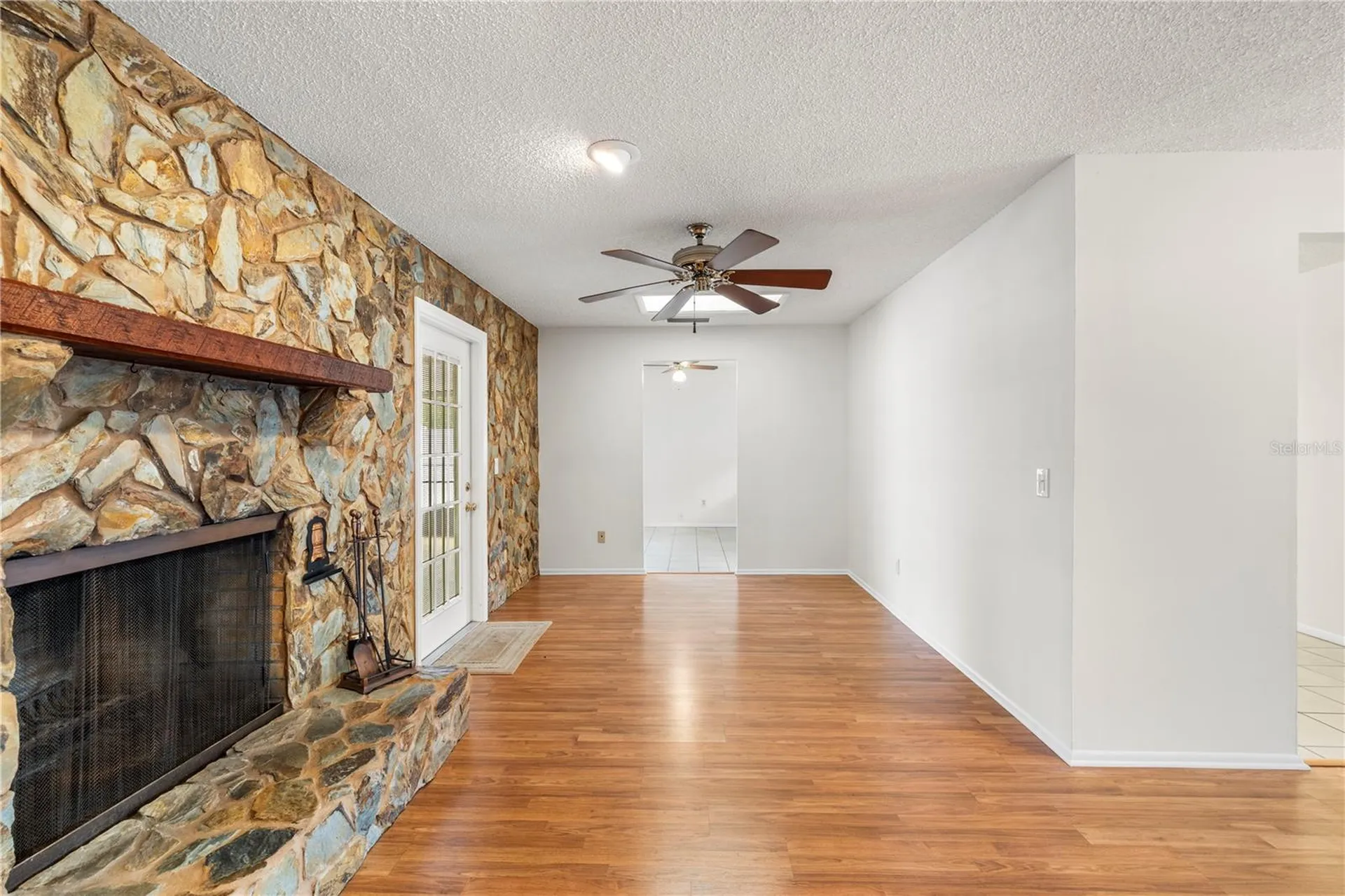 1855 Kim Acres Lane Dover FL 33527