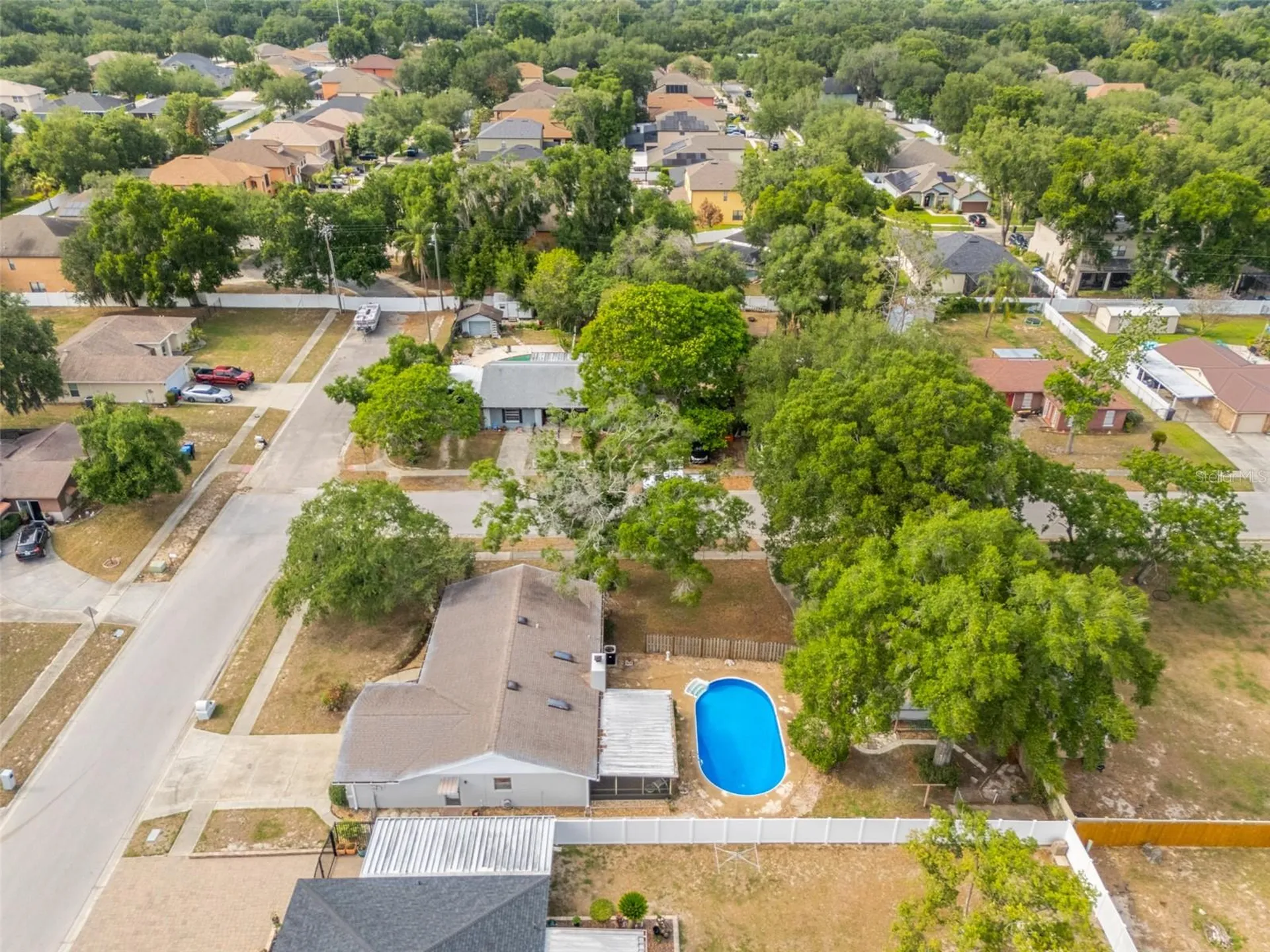 1855 Kim Acres Lane Dover FL 33527