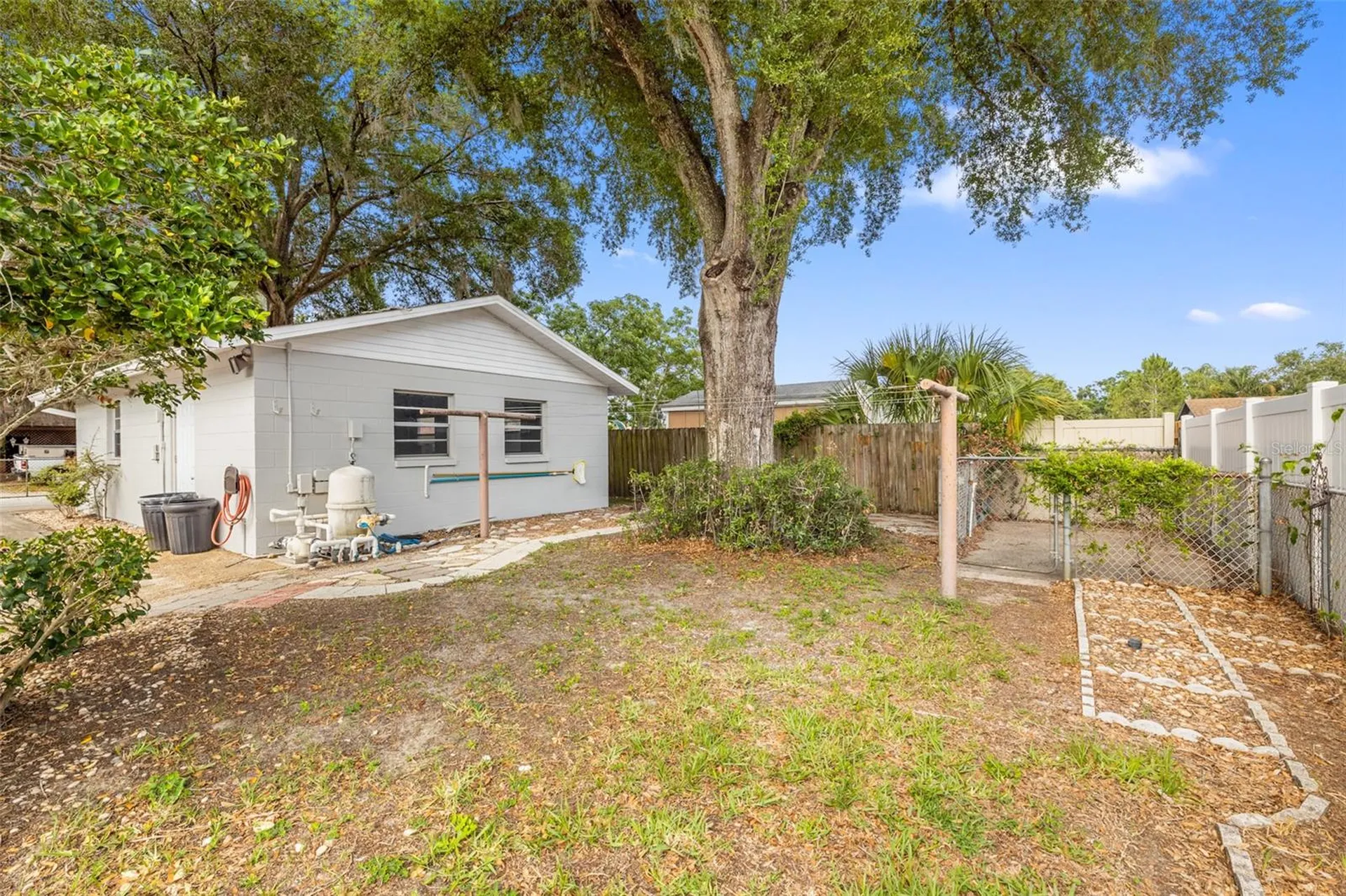 1855 Kim Acres Lane Dover FL 33527