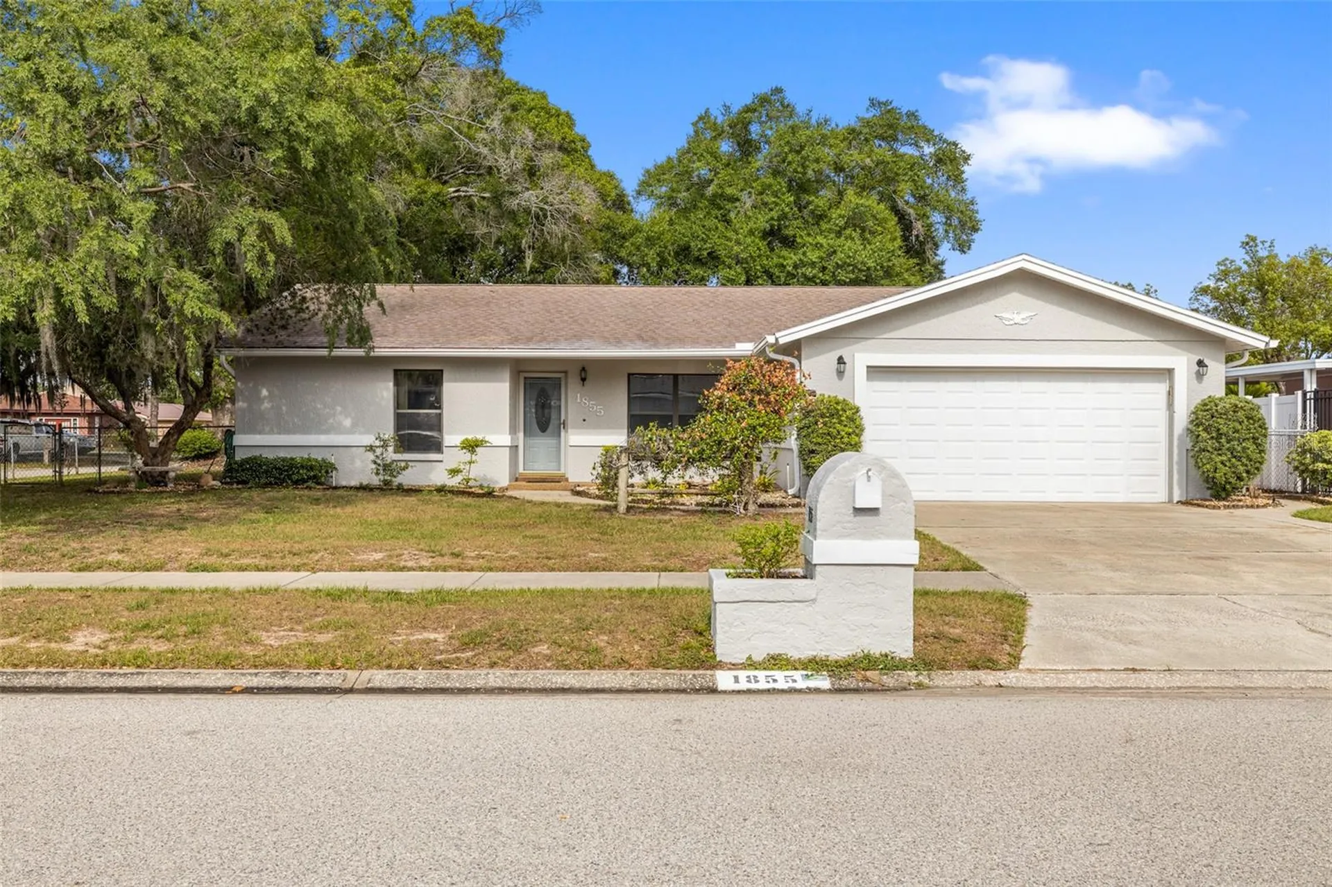 1855 Kim Acres Lane Dover FL 33527