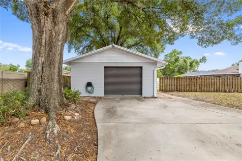 1855 Kim Acres Lane Dover FL 33527
