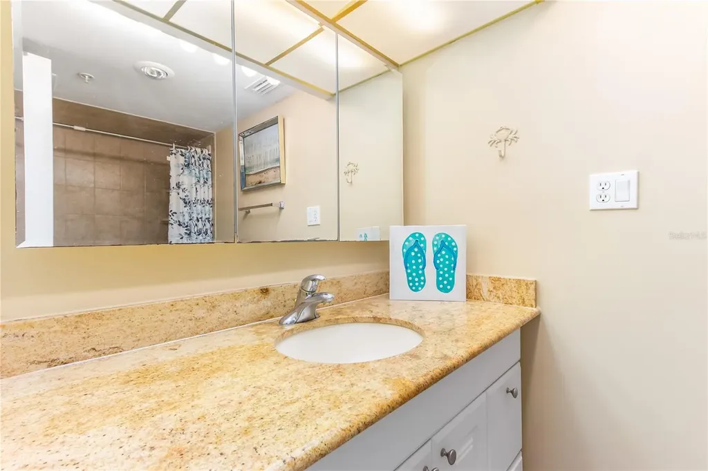 400 Island Way Clearwater Beach FL 33767