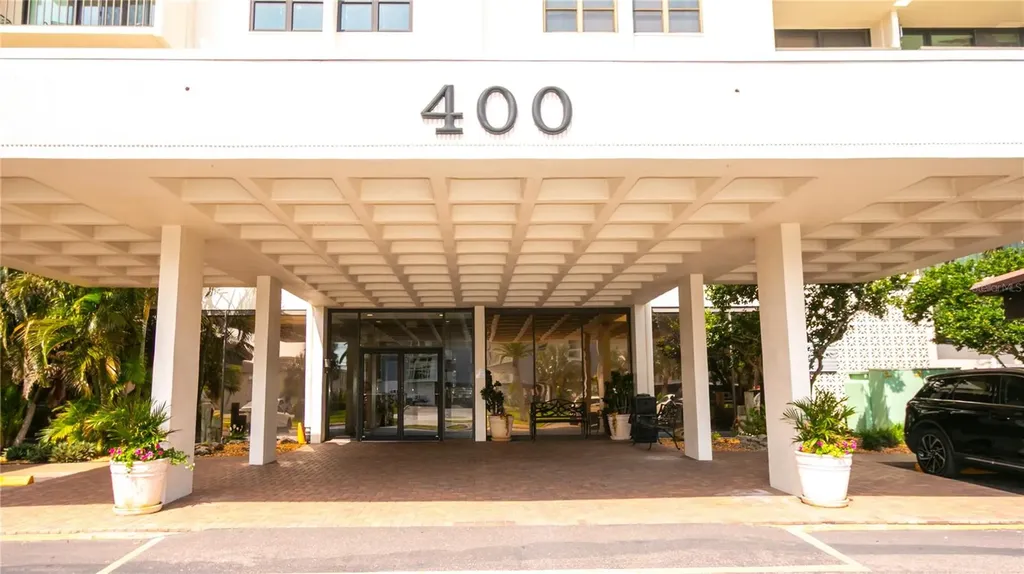 400 Island Way Clearwater Beach FL 33767