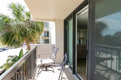 400 Island Way Clearwater Beach FL 33767