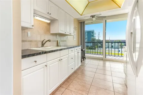 400 Island Way Clearwater Beach FL 33767