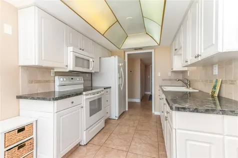 400 Island Way Clearwater Beach FL 33767