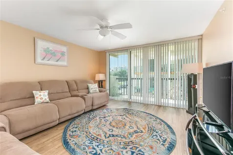 400 Island Way Clearwater Beach FL 33767