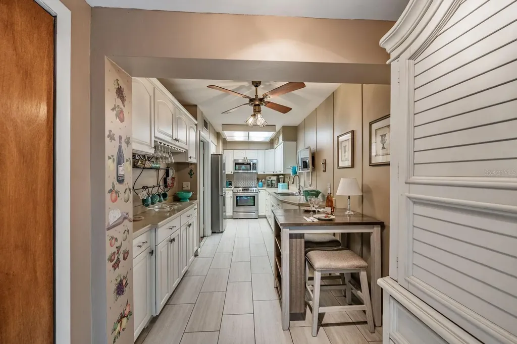 8727 Bardmoor Place Seminole FL 33777