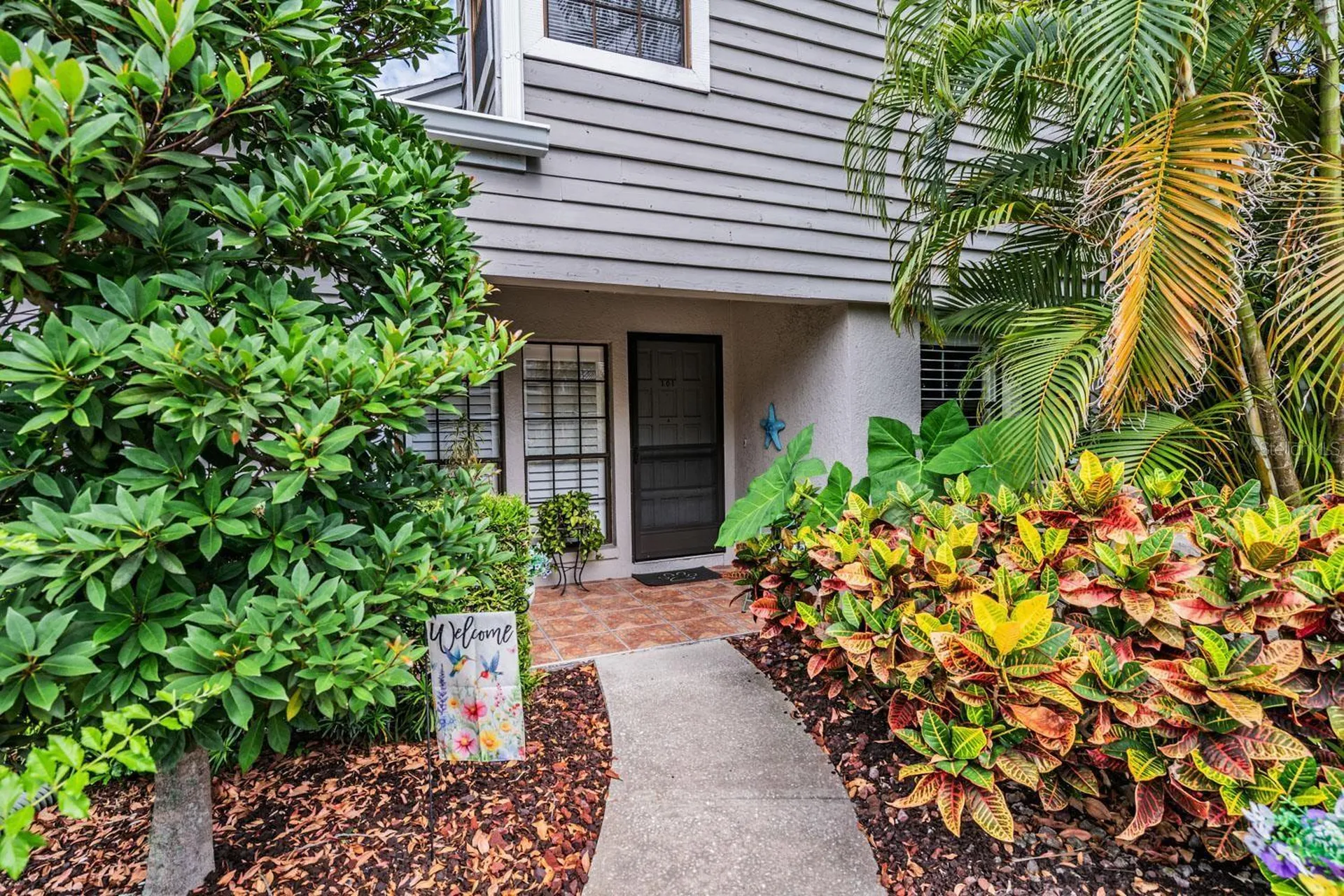 8727 Bardmoor Place Seminole FL 33777