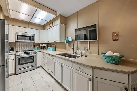 8727 Bardmoor Place Seminole FL 33777