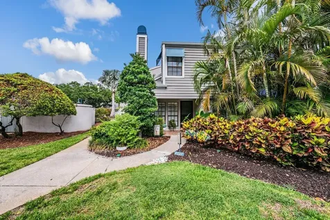 8727 Bardmoor Place Seminole FL 33777