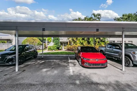 8727 Bardmoor Place Seminole FL 33777