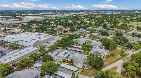 8727 Bardmoor Place Seminole FL 33777