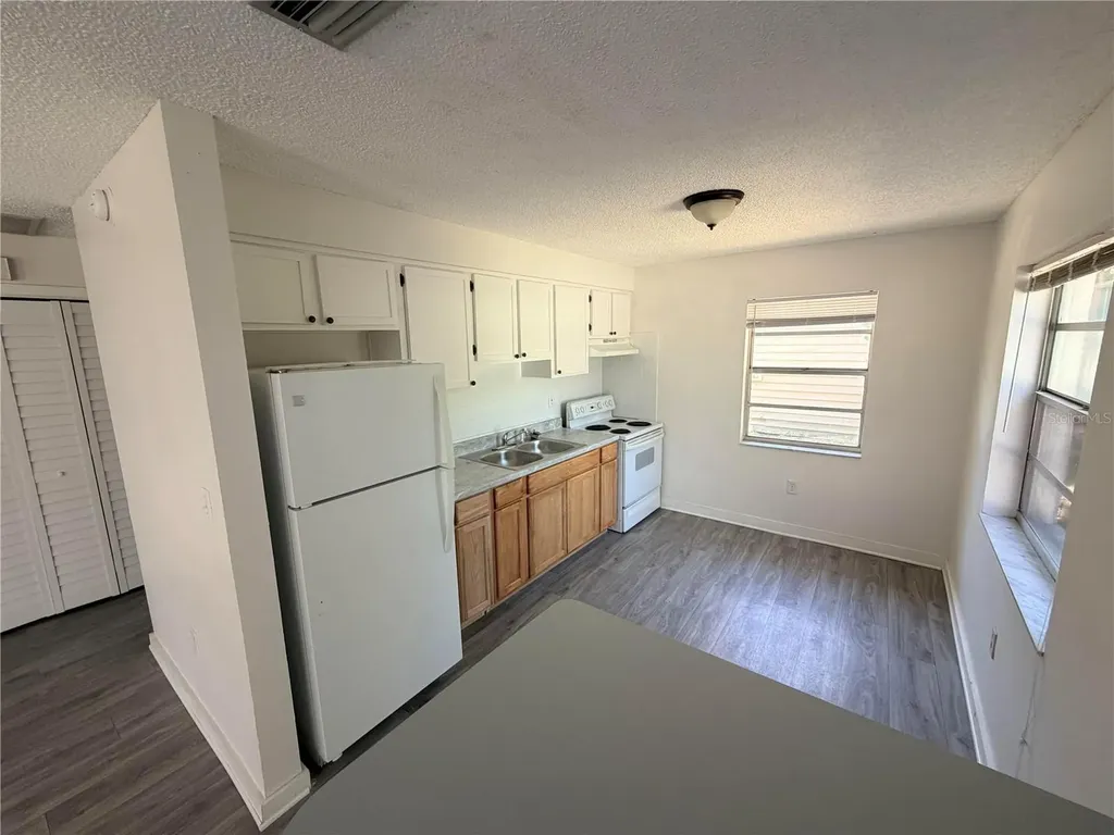 7434 Chapel Avenue New Port Richey FL 34652