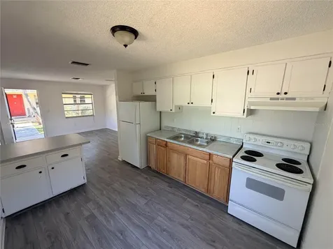 7434 Chapel Avenue New Port Richey FL 34652