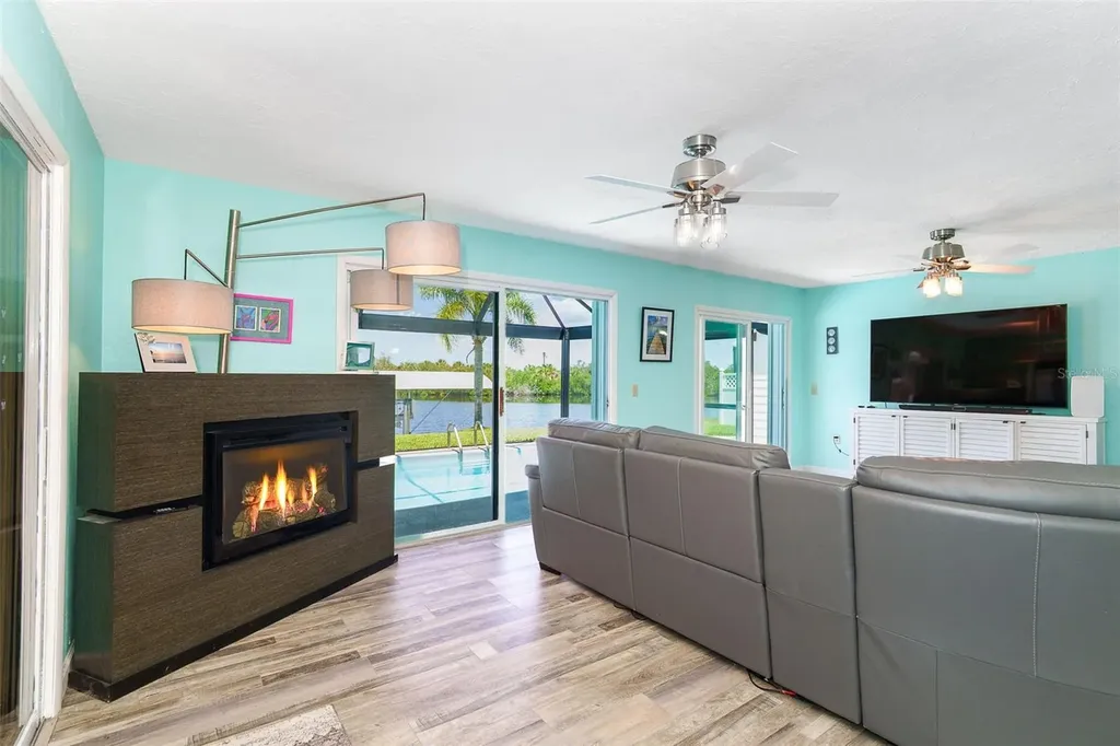 4195 Surfside Court Port Charlotte FL 33948