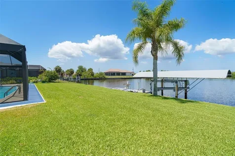 4195 Surfside Court Port Charlotte FL 33948