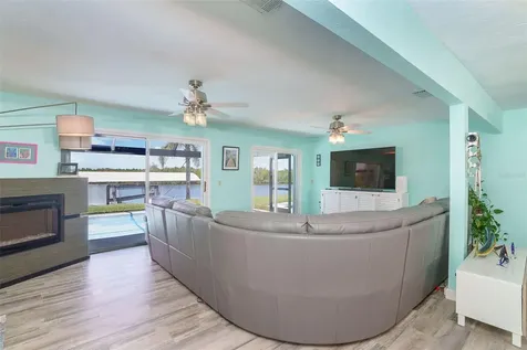 4195 Surfside Court Port Charlotte FL 33948