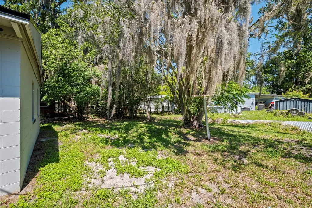 627 Francis Street Starke FL 32091
