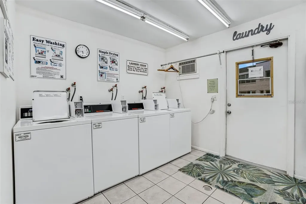 115 Elmwood Circle Seminole FL 33777