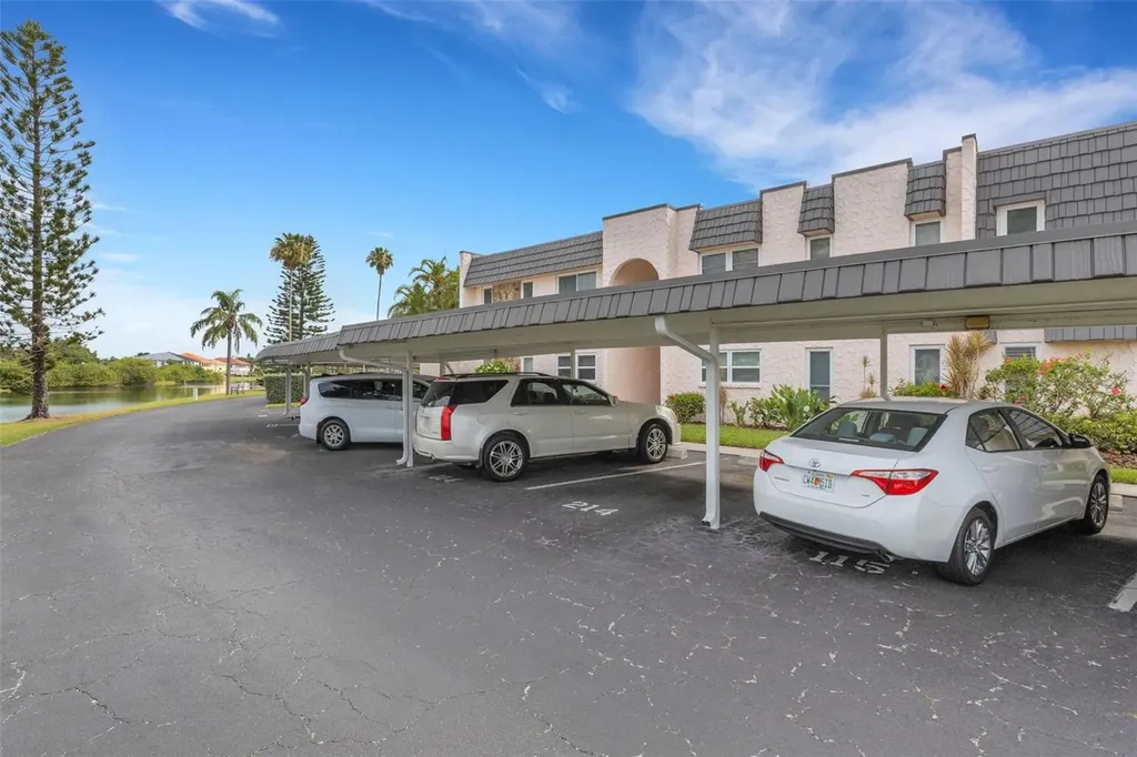 115 Elmwood Circle Seminole FL 33777