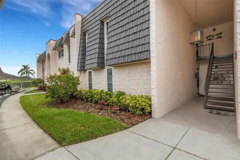 115 Elmwood Circle Seminole FL 33777