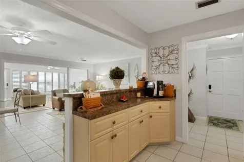 115 Elmwood Circle Seminole FL 33777