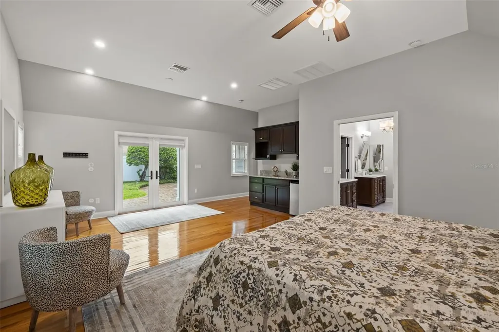 3233 W Parkland Boulevard Tampa FL 33609