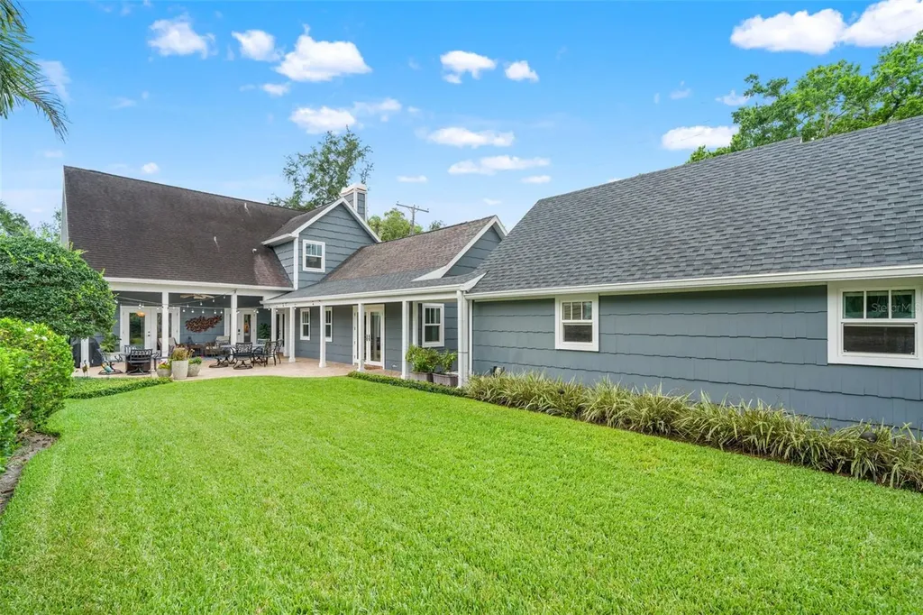 3233 W Parkland Boulevard Tampa FL 33609