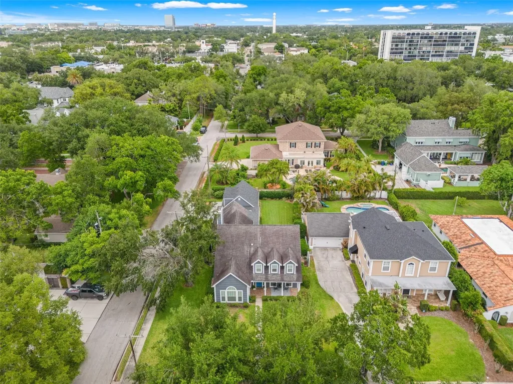 3233 W Parkland Boulevard Tampa FL 33609