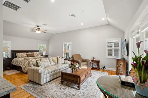 3233 W Parkland Boulevard Tampa FL 33609