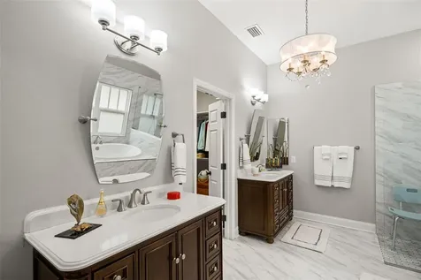 3233 W Parkland Boulevard Tampa FL 33609