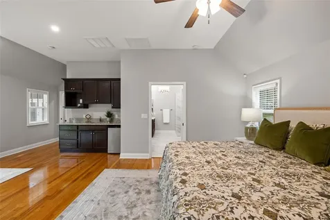 3233 W Parkland Boulevard Tampa FL 33609