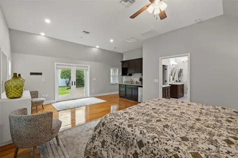 3233 W Parkland Boulevard Tampa FL 33609