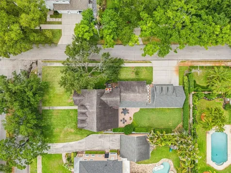 3233 W Parkland Boulevard Tampa FL 33609