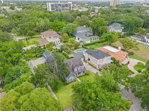 3233 W Parkland Boulevard Tampa FL 33609