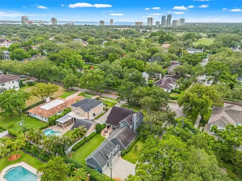 3233 W Parkland Boulevard Tampa FL 33609