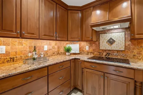 3233 W Parkland Boulevard Tampa FL 33609