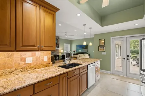 3233 W Parkland Boulevard Tampa FL 33609