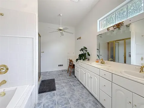 34122 Park Lane Leesburg FL 34788