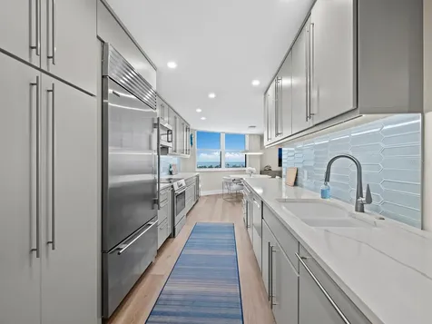 Longboat Key FL 34228