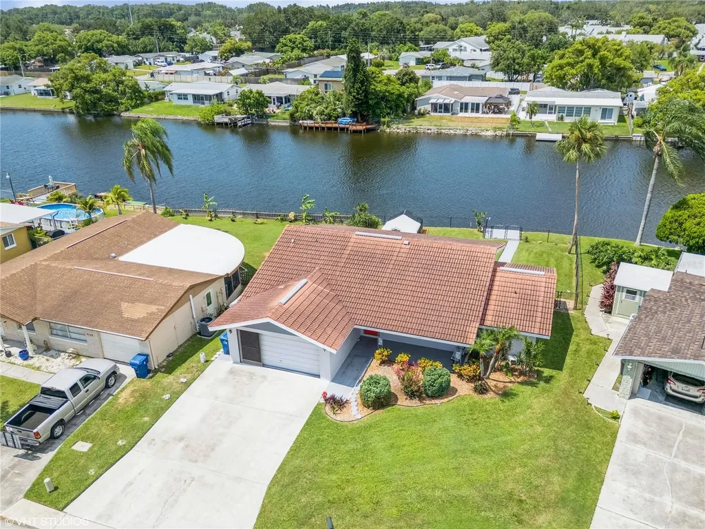 4145 Star Island Drive Holiday FL 34691