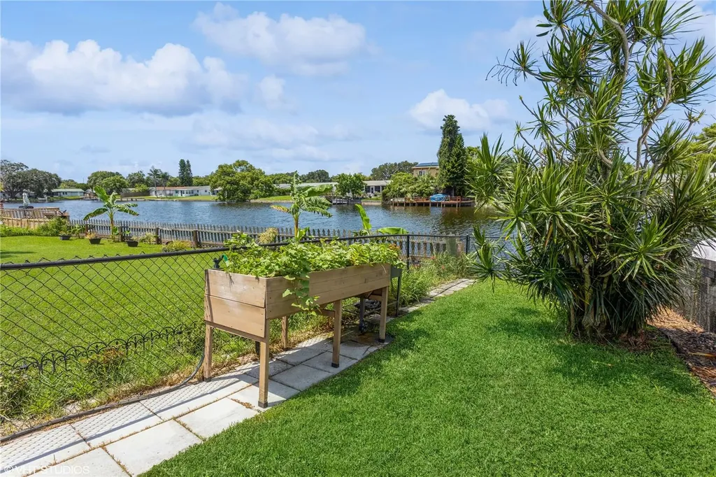 4145 Star Island Drive Holiday FL 34691