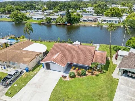 4145 Star Island Drive Holiday FL 34691
