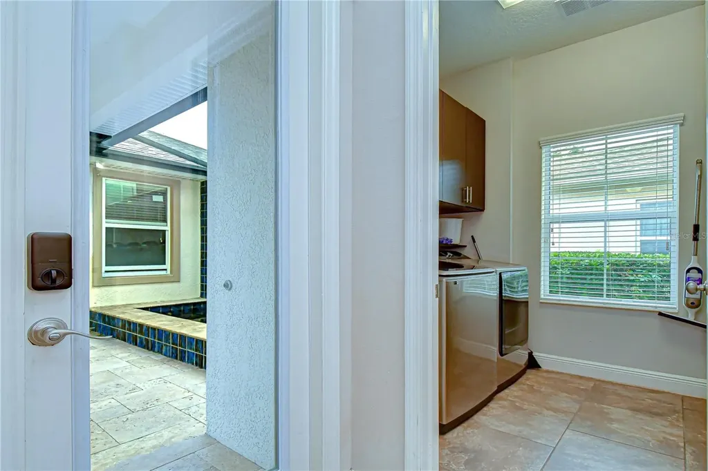 5907 Churchside Drive Lithia FL 33547