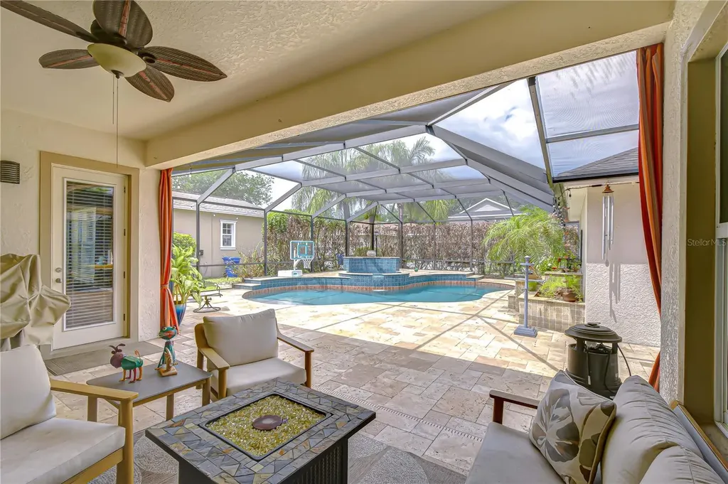 5907 Churchside Drive Lithia FL 33547