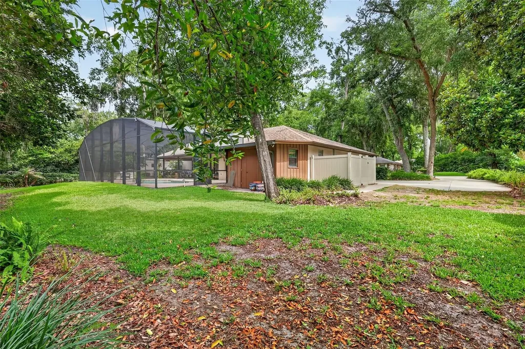 4141 Lake Forest Street Mount Dora FL 32757