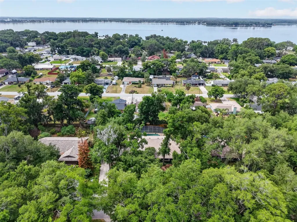4141 Lake Forest Street Mount Dora FL 32757